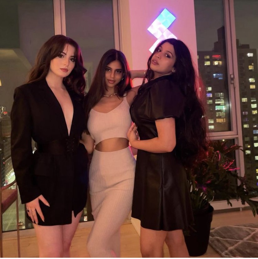Suhana Khan Wears A Bodycon Co Ord Set Flaunts Her Curves At A Party With Her Friends In New York 