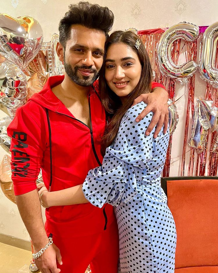 Rahul Vaidya Misses His Ladylove Disha Parmar Amid The Shoot Of KKK 11 ...