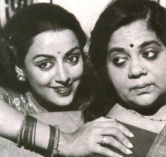 Jaya Chakravarti and Hema Malini