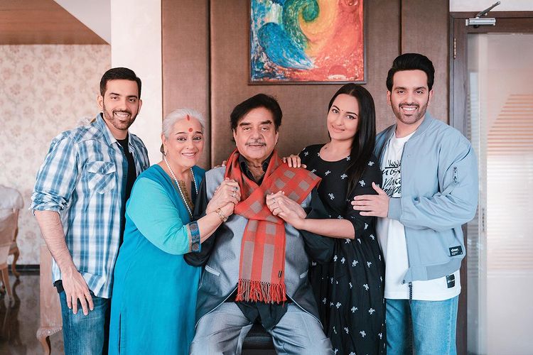 Shatrughan Sinha and family