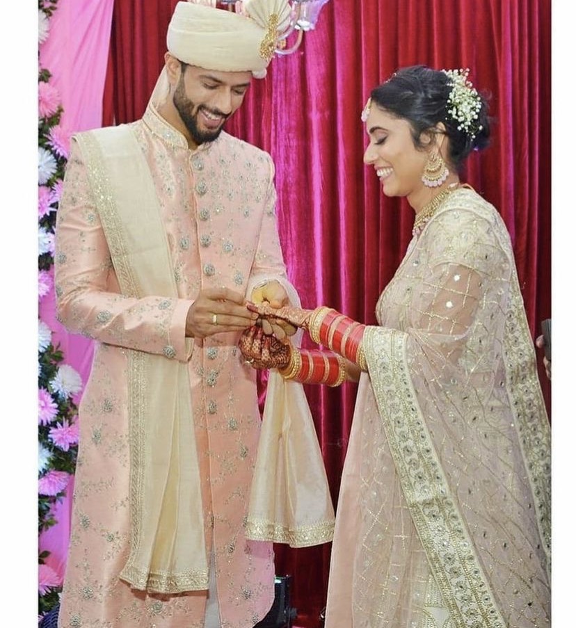 Indian Cricketer, Shivam Dube Gets Married To His GF, Anjum Khan With ...