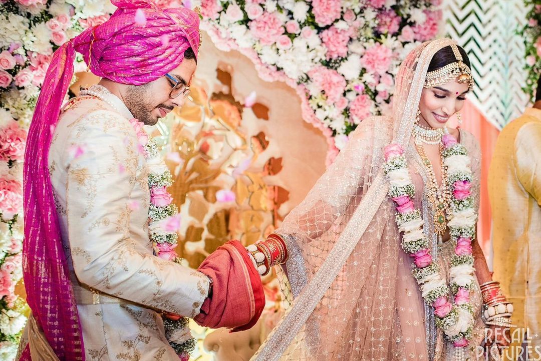 Sabyasachi Bride Wore A Unique Pink 'Lehenga' With Silver-Toned ...