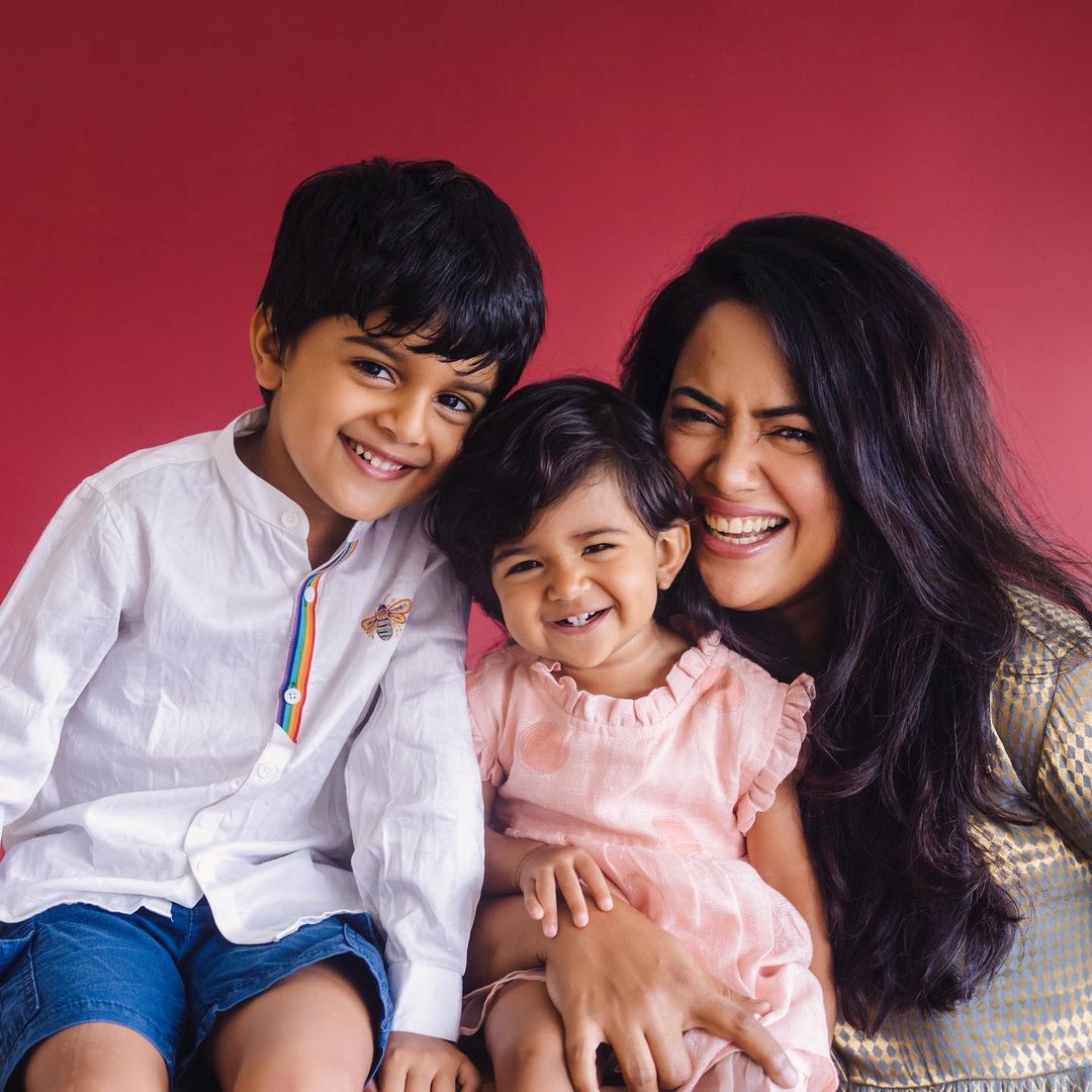 Sameera Reddy Shares Video Of The Time When Her Son, Hans Met His Sister,  Nyra For The First Time