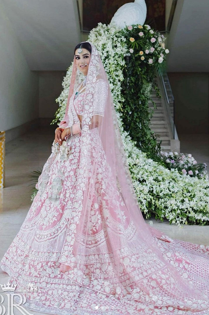 Manish Malhotra's Latest Collection Is What Pastel Dreams Are Made Of! |  WedMeGood