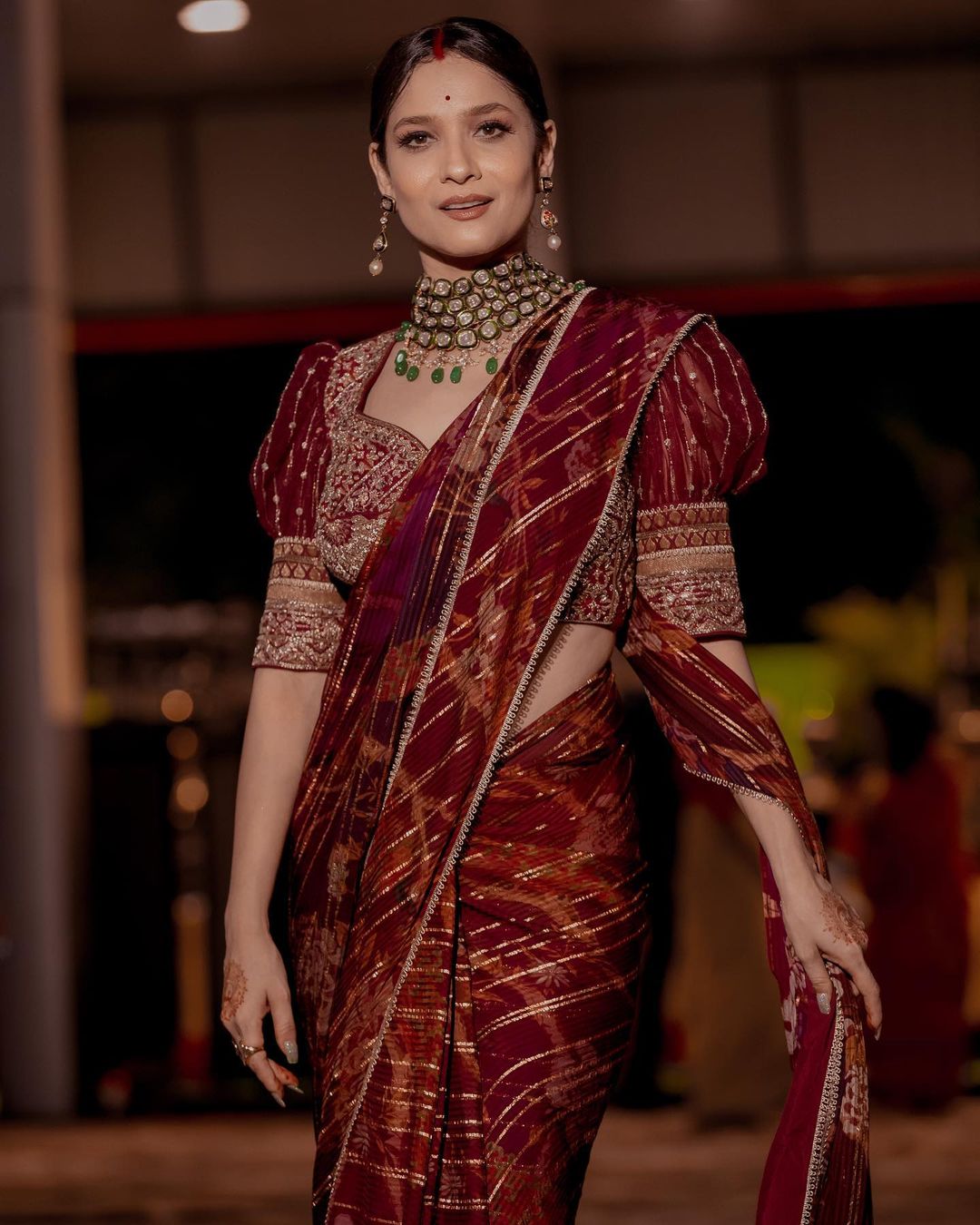 Bollywood Maroon Color Heavy Velvet Saree – Cygnus Fashion