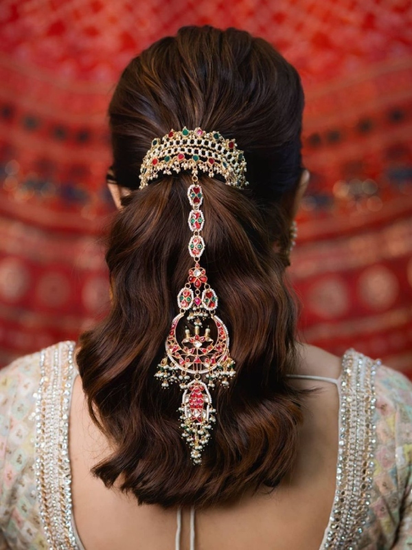 30+ Flawless Open Hairstyles For Your Wedding Functions! | WeddingBazaar