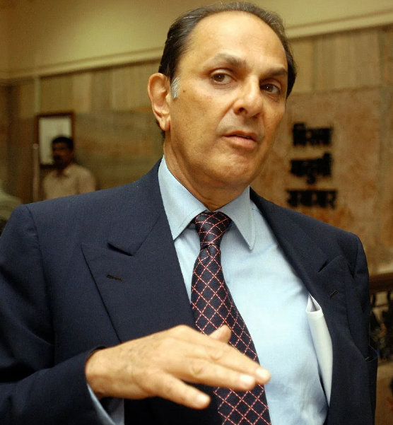 nusli wadia