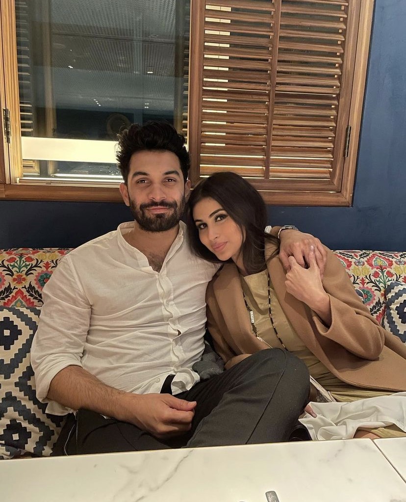 Mouni Roy Posts Photos From Dating Days With Suraj On Their First ...