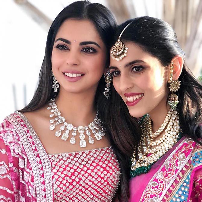 isha ambani necklace