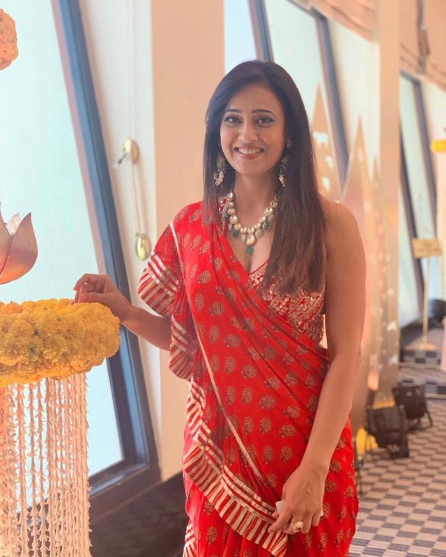 Shweta Tiwari is the queen of desi looks; Check out her best Indian ethnic  wear for wedding season