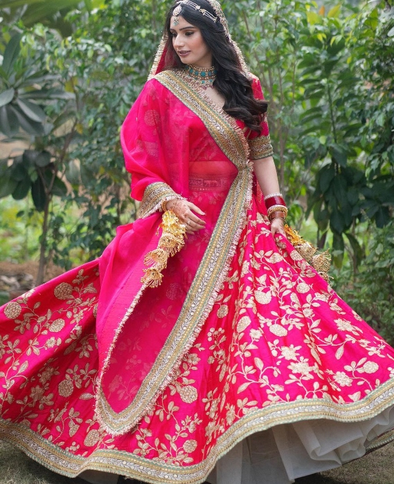 Sabyasachi rani 2024 pink lehenga