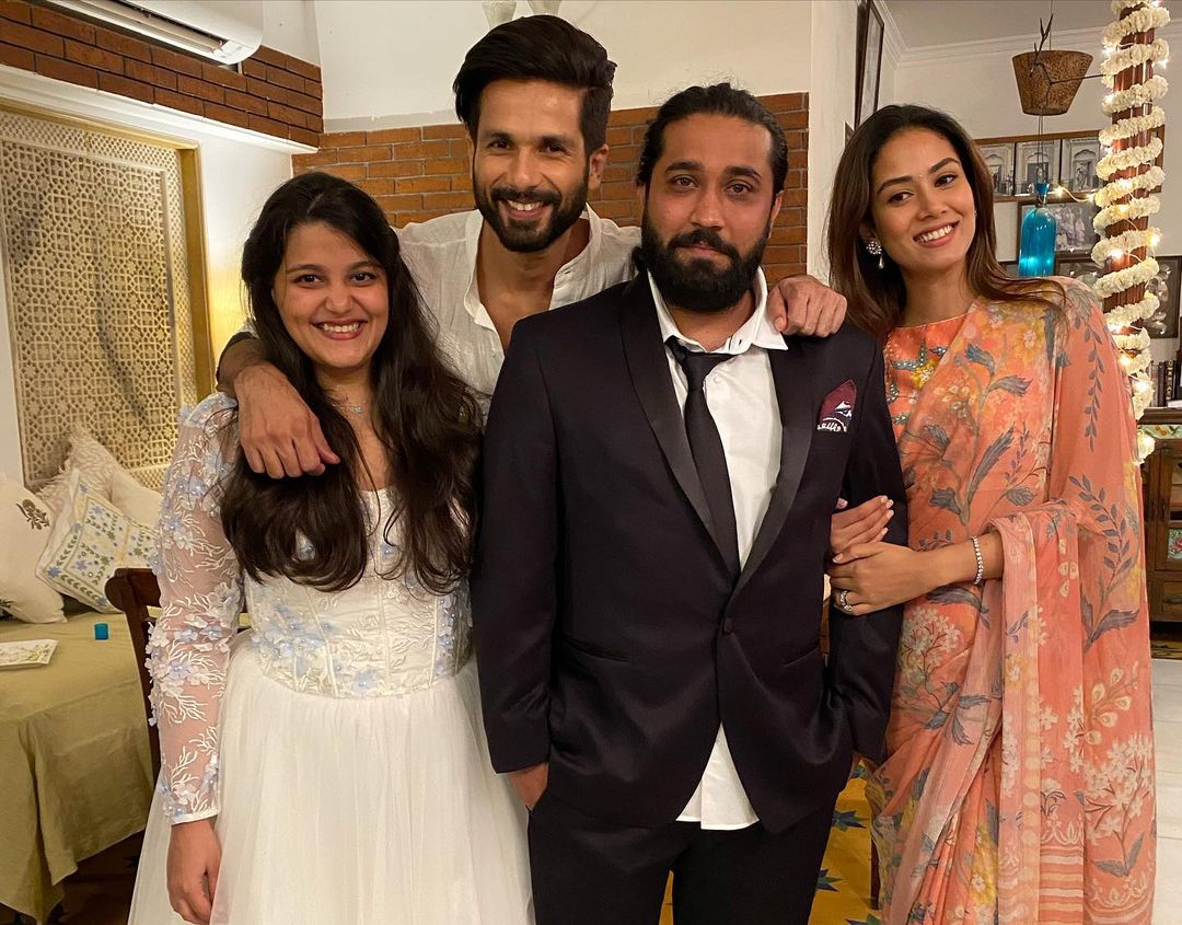 Sanah Kapur's Pictures Donning A White Gown With Shahid Kapoor-Mira ...