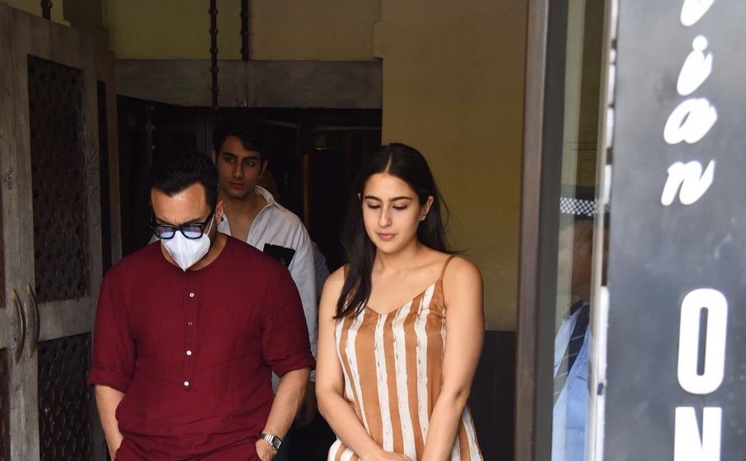 Saif Ali Khan Takes His Kids, Sara And Ibrahim For A Lunch, Gives Pure ...