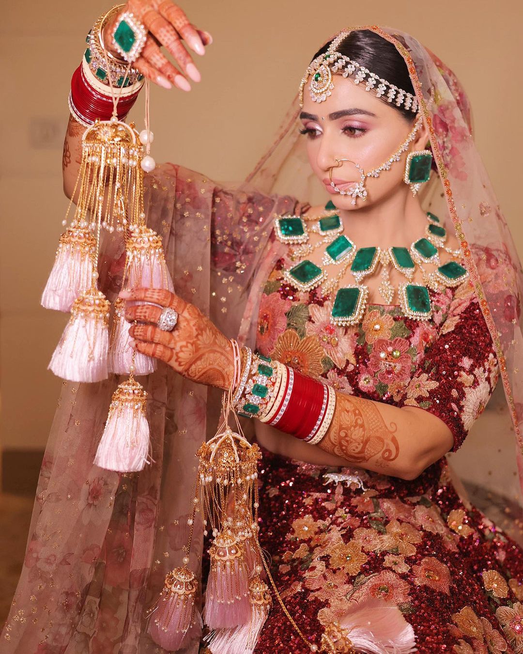 10 Brides who Matched their Pastel Lehengas with Stunning Jewellery |  Bridal Look | Wedding Blog