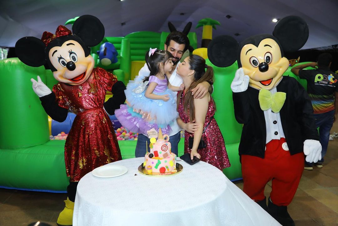 Jay Bhanushali And Mahhi Vij's Daughter, Tara's Unique Revolving Candy ...