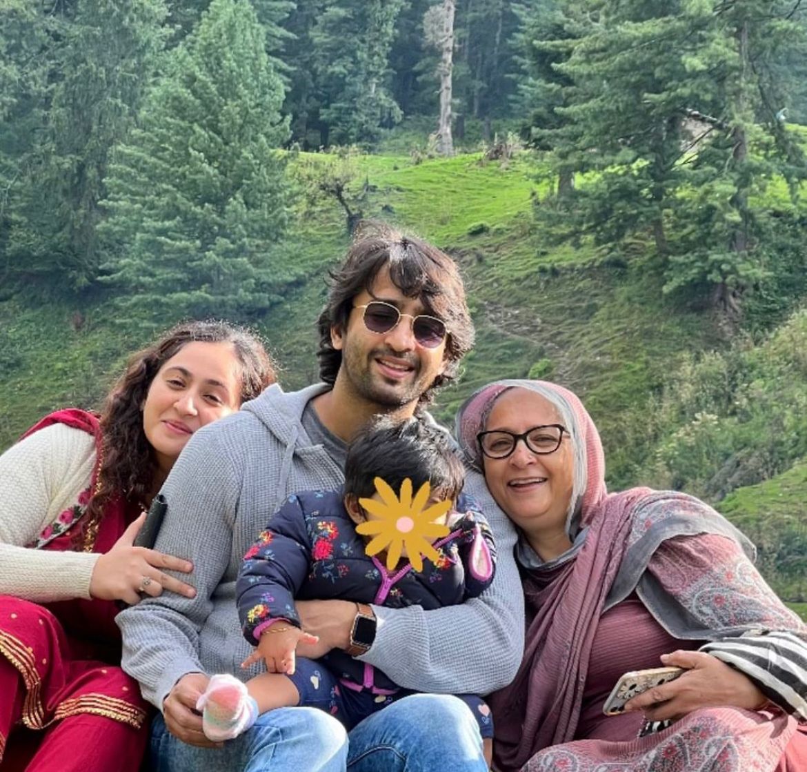 Shaheer Sheikh Enjoys Family Vacation Amidst Nature, Daughter, Anaya ...