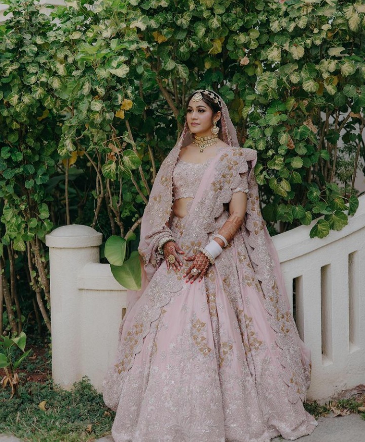 Latest Anamika Khanna Wedding Collection | WedMeGood