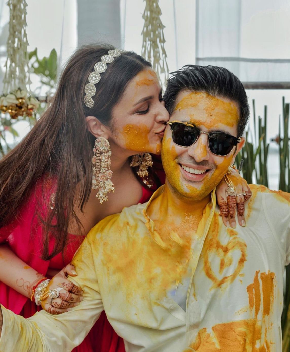 Parineeti Chopra Drops Glimpses Of Her And Raghav Chadha's 'Haldi ...