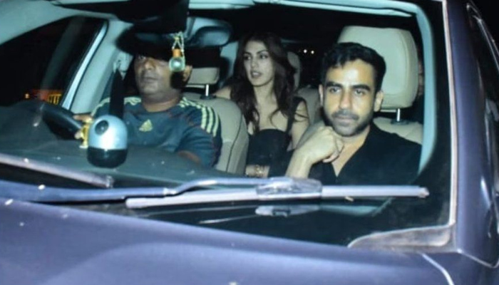 rhea chakraborty spotted with rumoured boyfriend nikhil kamath at a party
