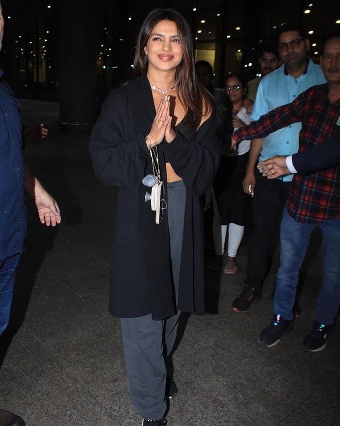 Priyanka Chopra Celebrates Karwa Chauth Away From Husband, Nick Jonas ...