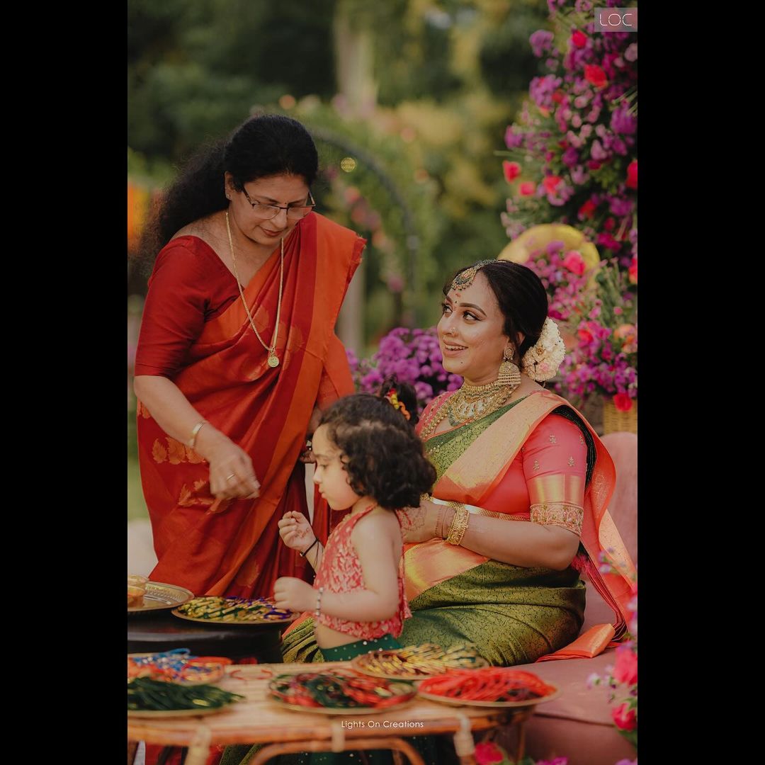 Pearle Maaney Drops Glimpses Of Traditional Tamil Baby Shower Ceremony,  Dons A 'Kanjeevaram' Saree