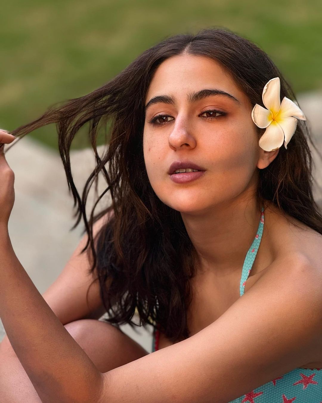 Sara Ali Khan Shares Scintillating Photos Of Herself In Cyan Blue Bikini,  Flaunts Her Sultry Curves