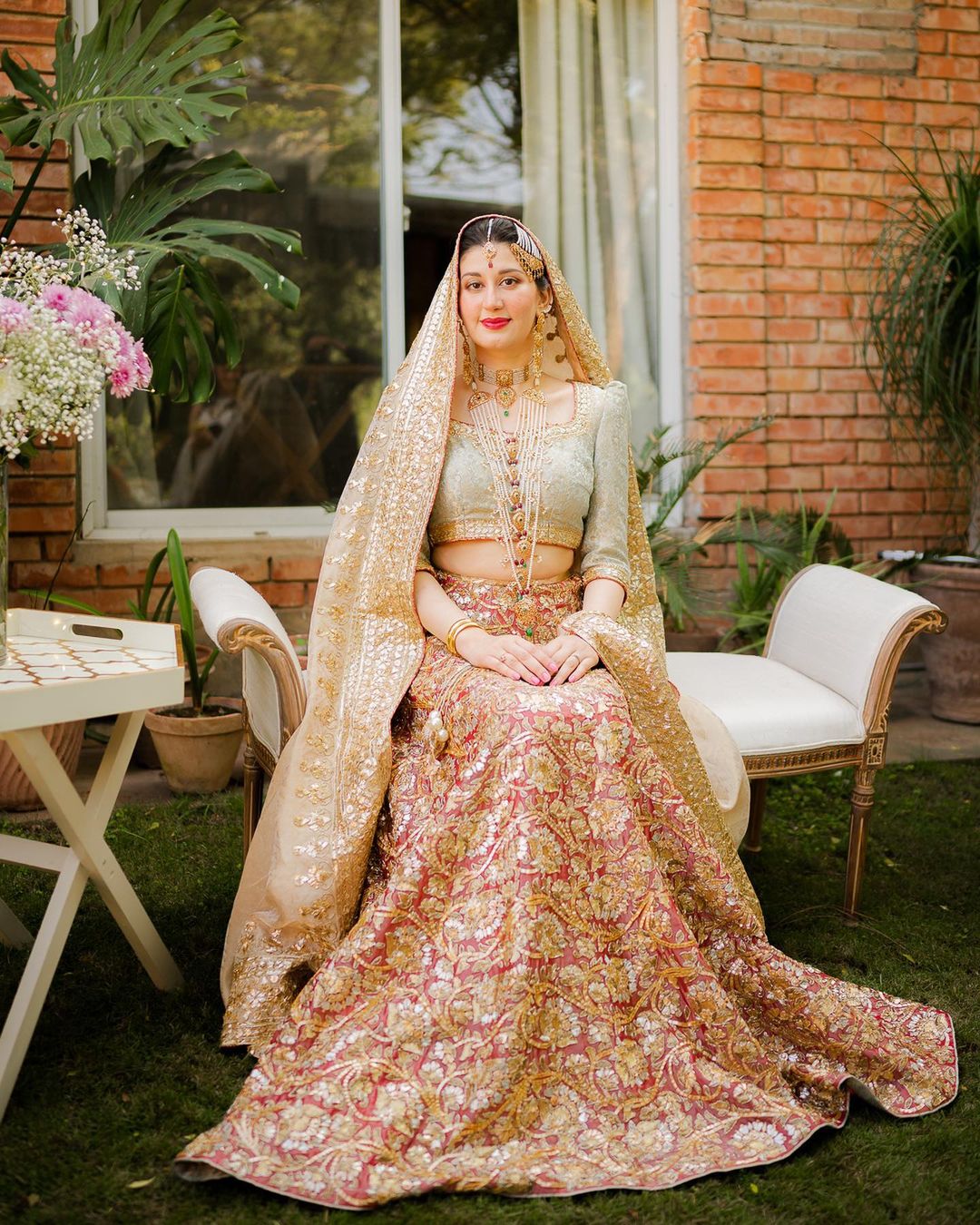 Pin by Syeda Amreen on Wedding ideas | Pakistani bride, Beautiful dress  designs, Indian bridal photos