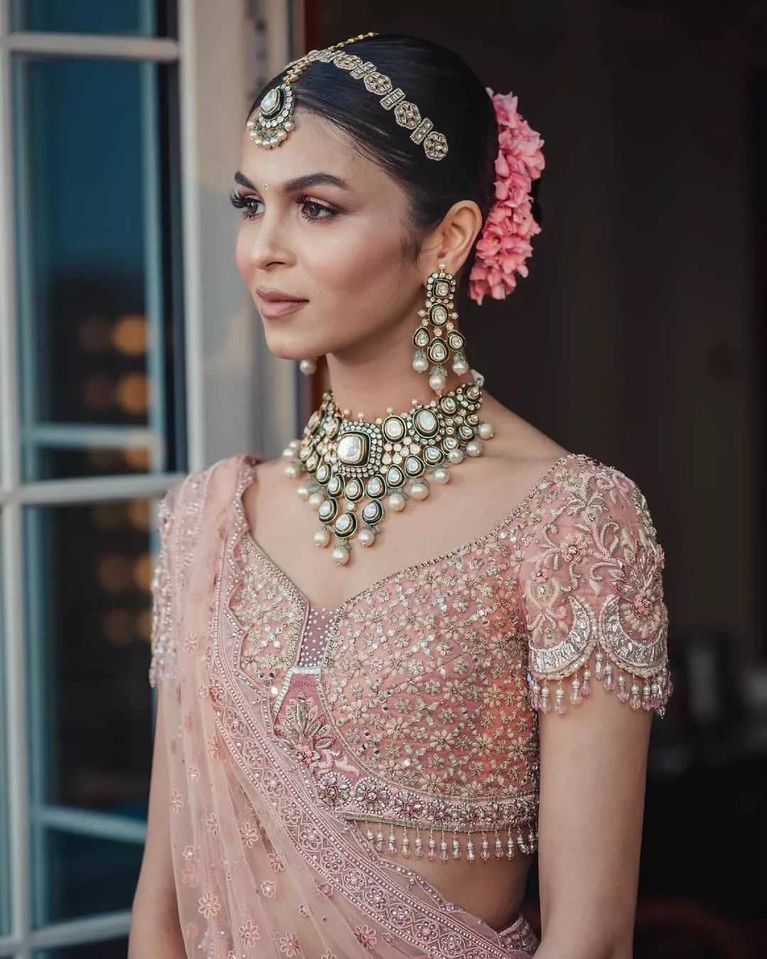 Alloy Kundan Choker Set with Pink Pearl - ACCDK1524 from saree.com