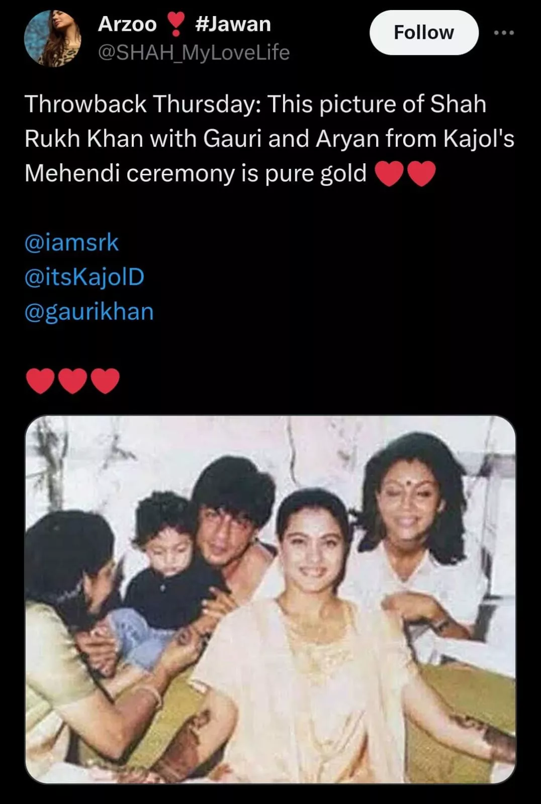 kajol with SRK, gauri khan and aryan khan