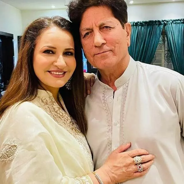 Pakistani Actress, Saba Faisal Shares The Secret Of Her 40-Years-Long Successful Marriage