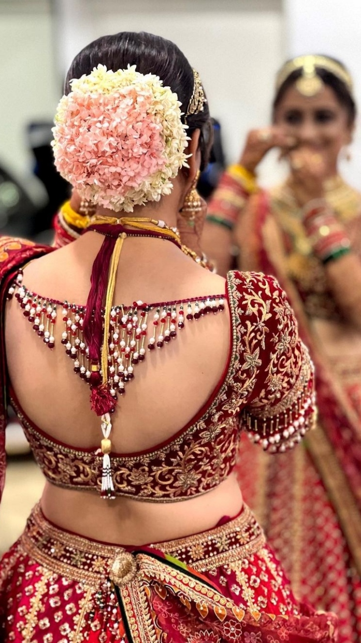 30+ Drool Worthy Bridal Blouse Back Designs to Get Every Detail Right!!