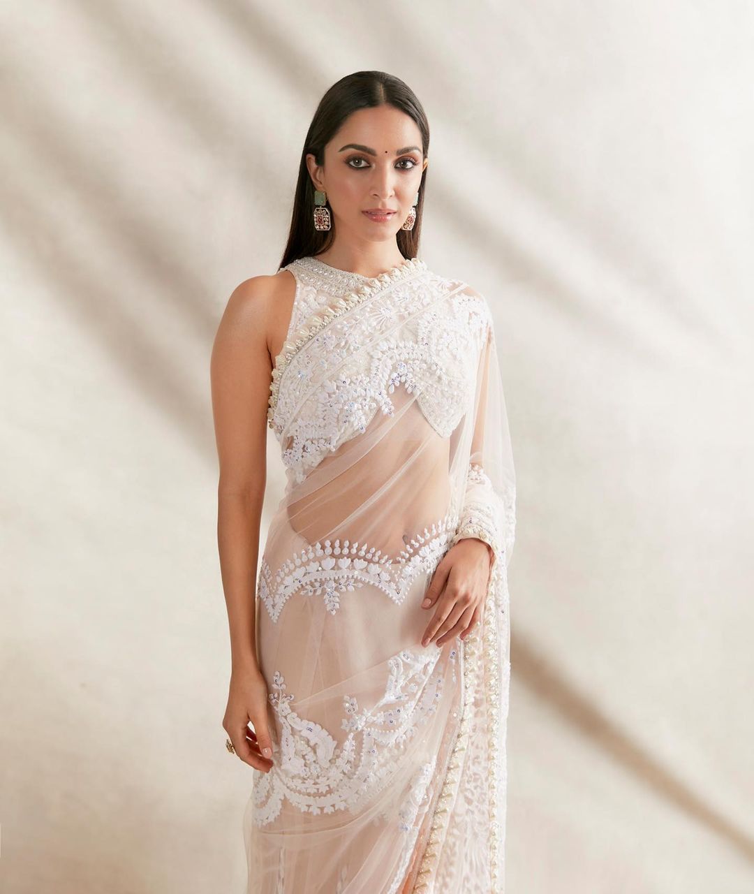 Kiara Advani's floral bralette + skirt set came with romantic layered  detailing