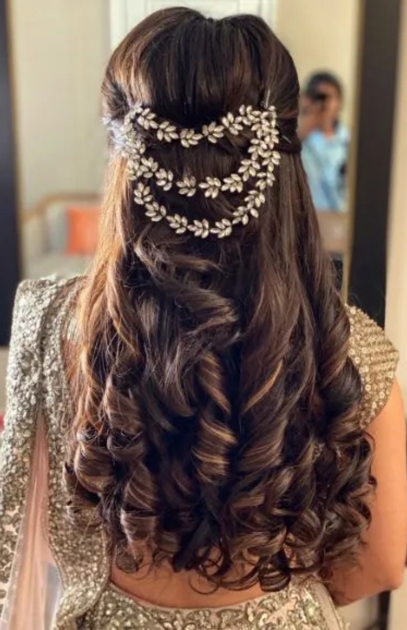 How to Style Mid-Length Hair for Wedding | VOGUE India | Vogue India