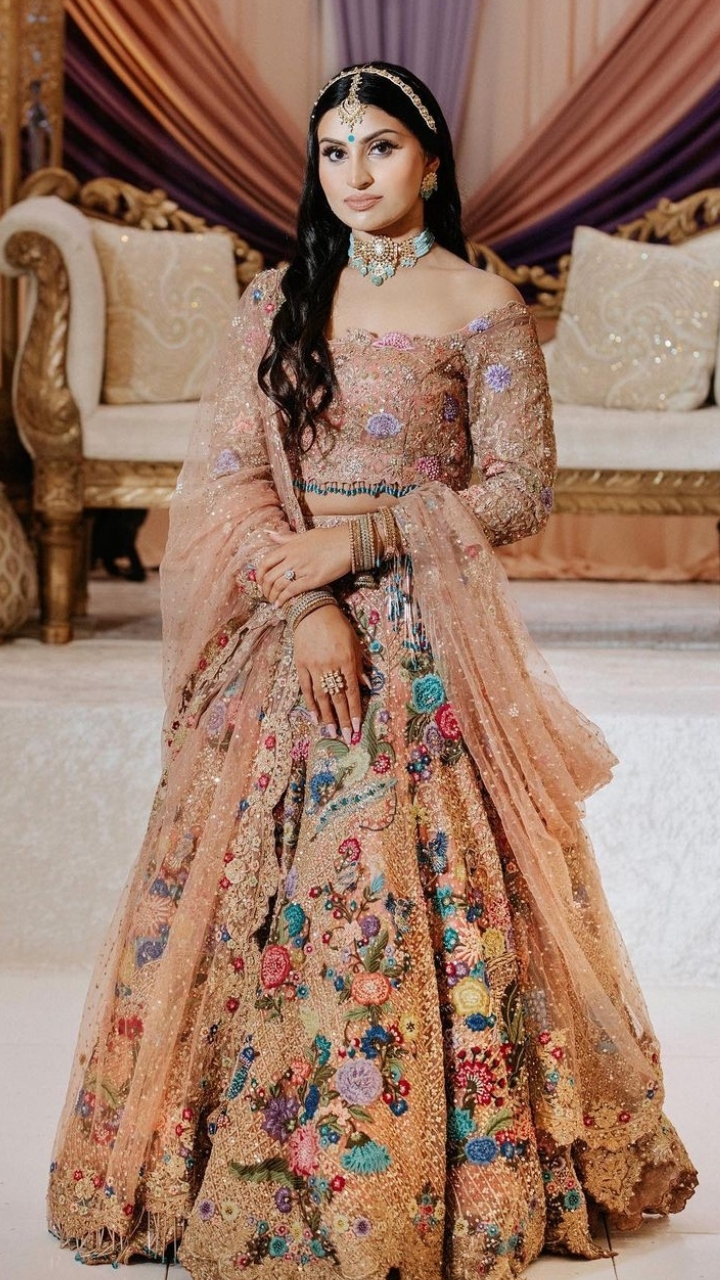 Designer Wedding Lehengas | Bridesmaid, Reception & Haldi Lehengas for  Women | Crop Top & Skirts | Seasons India