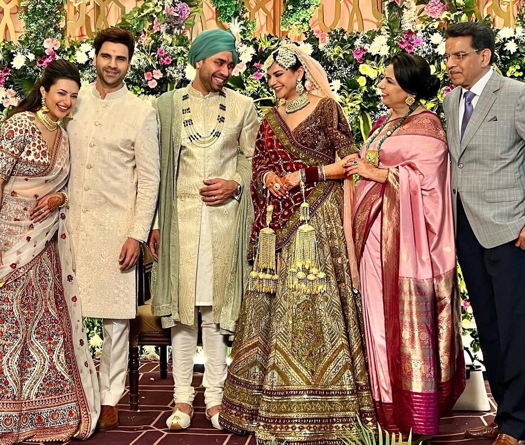 Revealed! Here is what Divyanka Tripathi & Vivek Dahiya will wear on their  wedding day! | India.com