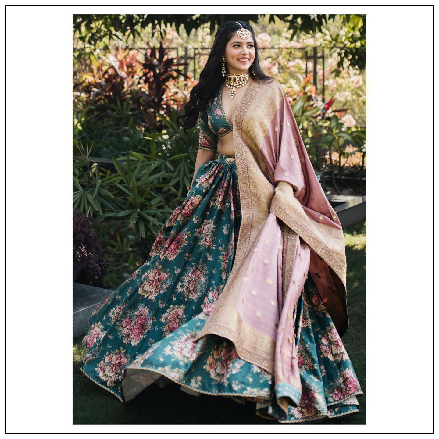 Amazon.com: Fashion_Dream Heavy Bridal Lehenga with Long Top Ready To Wear Designer  Lehenga Choli Sabyasachi Lehenga (Stitch) : Clothing, Shoes & Jewelry