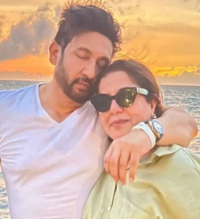 sshekhar suman and his wife