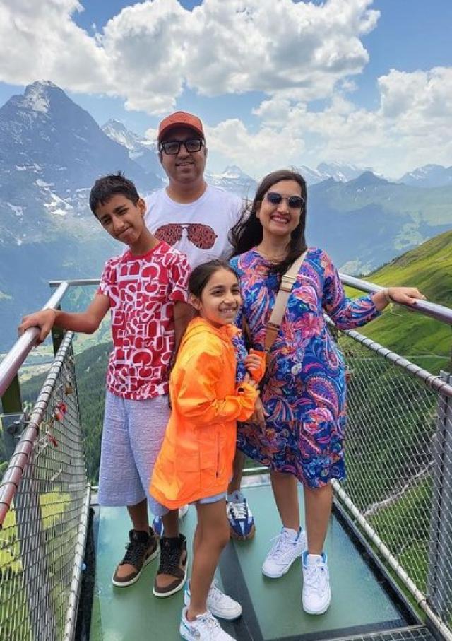 ashneer grover with his family