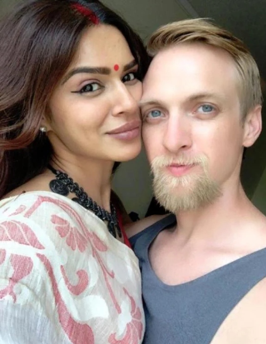 aashka on embracing motherhood