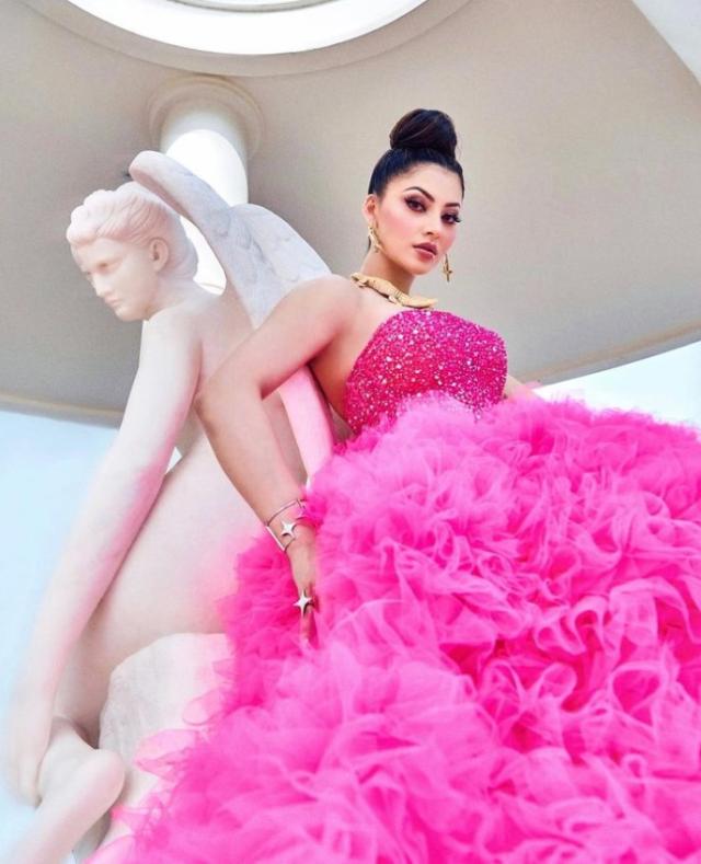 urvashi rautela at cannes 2023