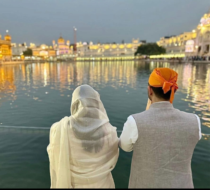 Angad Bedi & Neha Dhupia visit Golden Temple on son's first birthday, seek  blessings | Photos – India TV