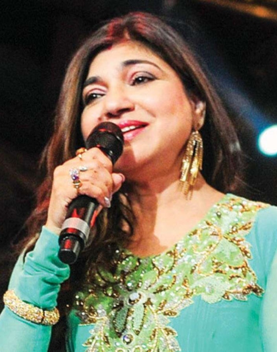 List of TOP 5 richest female singers of Bollywood