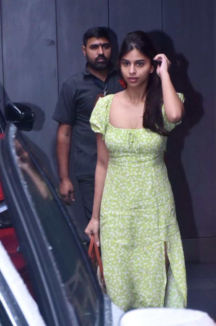 Shah Rukh Khan's daughter Suhana wore a dress worth Rs 60,000. Can