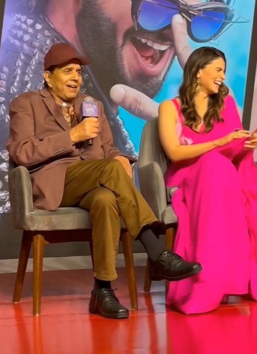 Dharmendra Says Kissing Scene With Shabana Azmi In 'RARKPK' Was ...