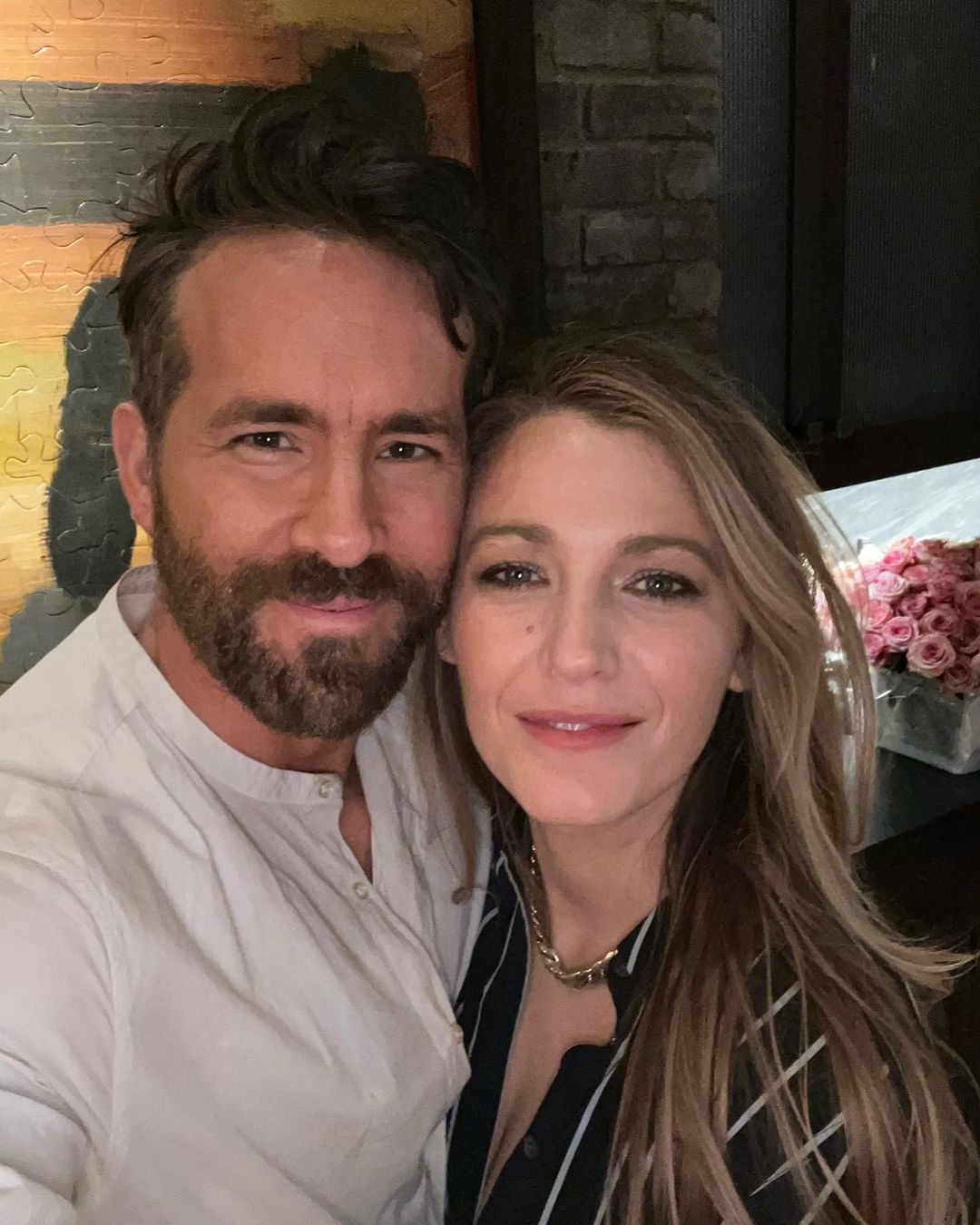 Ryan Reynolds Pens You Hung The Damn Moon On His Wife Blake Livelys 36th Birthday 