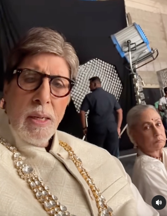 Amitabh Bachchan Clicks A Video Of Jaya Bachchan, Fans Say 'Only Amitji ...