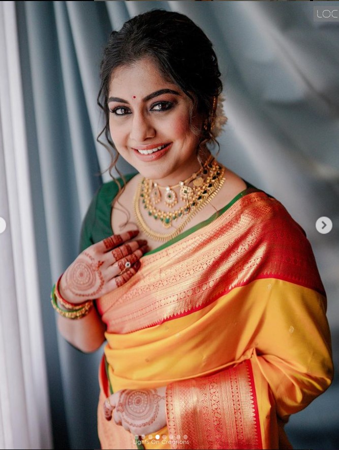 Malayalam Actress, Meera Nandan Gets Engaged To Businessman, Sreeju In ...