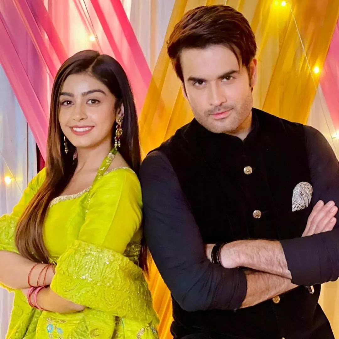 Vivian Dsena, Twinkle Arora