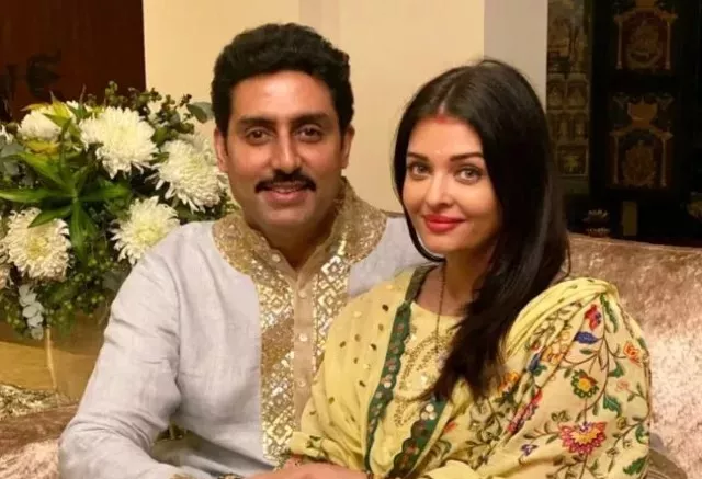 Abhishek Bachchan, Aishwarya Bachchan, Shweta Nanda, Jaya Bachchan, Amitabh Bachchan