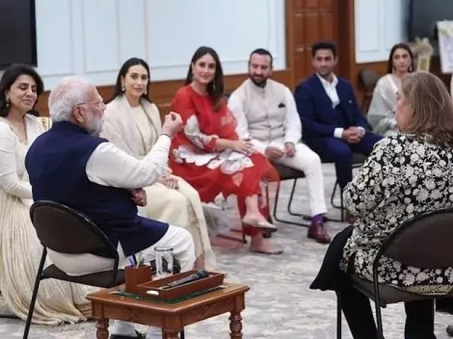 Kareena Kapoor Khan, Ranbir Kapoor, Alia Bhatt, Karisma Kapoor, Neetu Kapoor, Saif Ali Khan, PM Modi